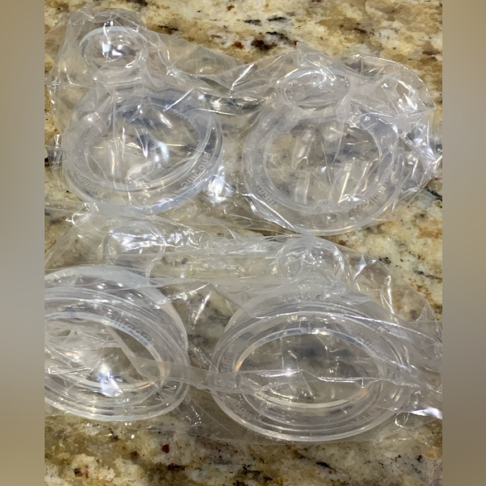Elhee silicone bottle nipples - Made in Germany - Qty 4